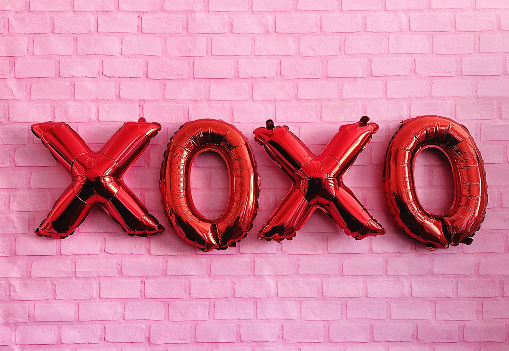 Valentine's Day Party | Valentine's Day Decor | XOXO Balloons | XOXODecor | Love You Balloons | Valentine's Day Balloon | Red Balloons