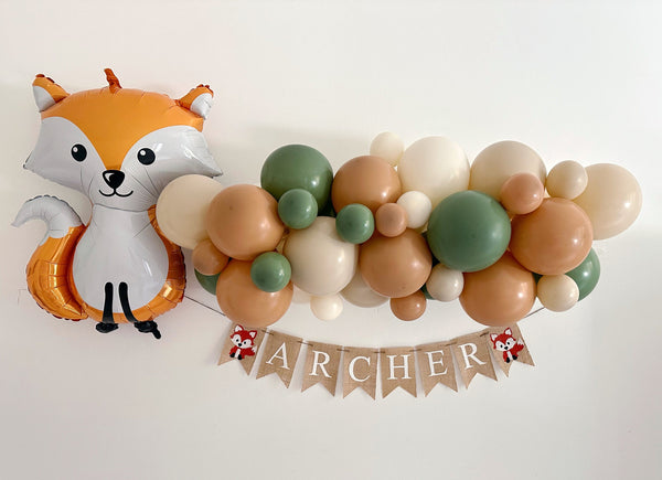 Woodland Balloon Garland & Personalized Banner Party Set, Woodland Creature Photo Backdrop, Fox Party Decorations, Birthday or Baby Shower