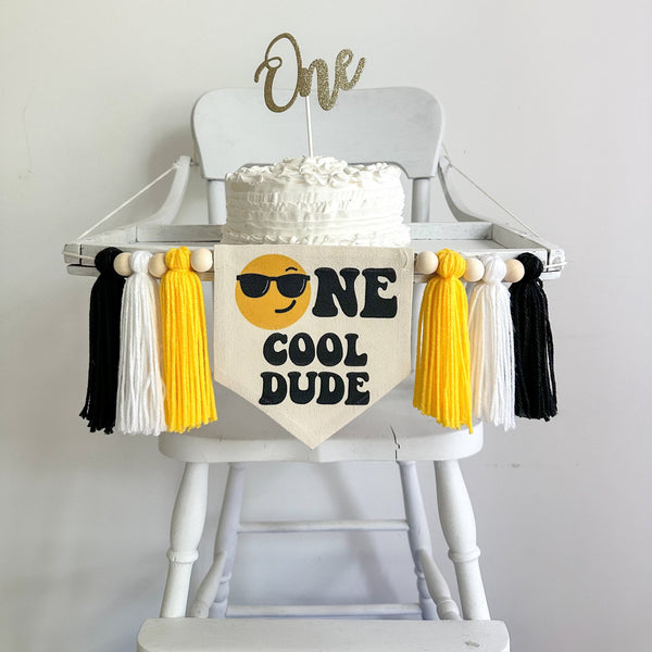 One Cool Dude 1st Birthday Tassel Banner, Sunglasses Highchair Decoration, Smile First Birthday Party Sign, Cake Smash Pennant