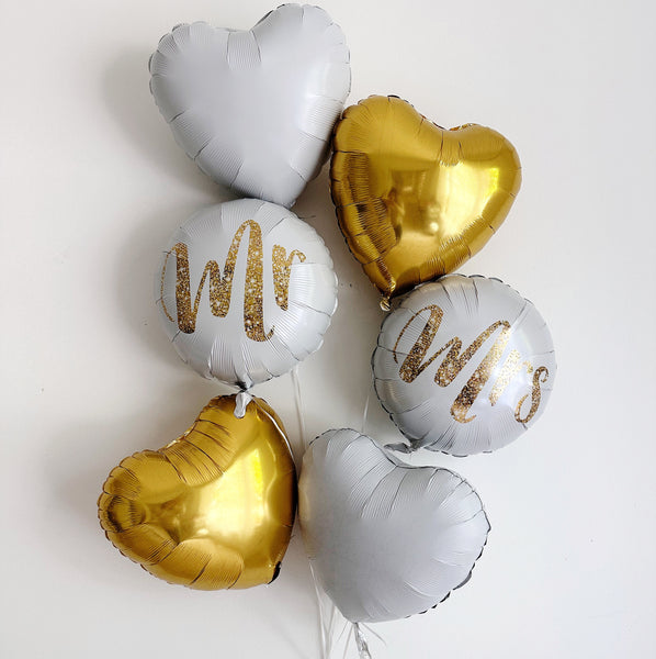 Engagement Party Decor | Engagement Party Balloons | Bachelorette Party Photo Booth | I Said Yes Balloon Decor | Engagement Party Balloon