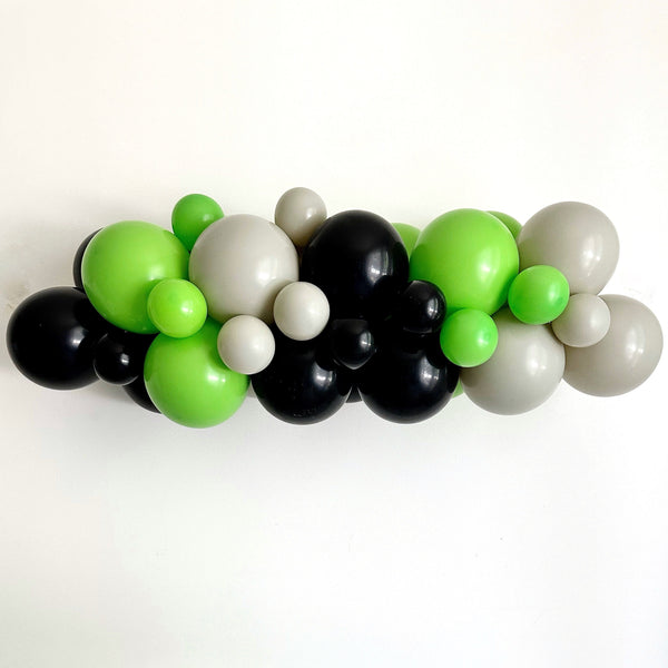 Green. Black and Gray Party Decor, Green Balloon Garland, Balloon Party Kit, Green and Black Party Decorations, Video Game Balloon Backdrop
