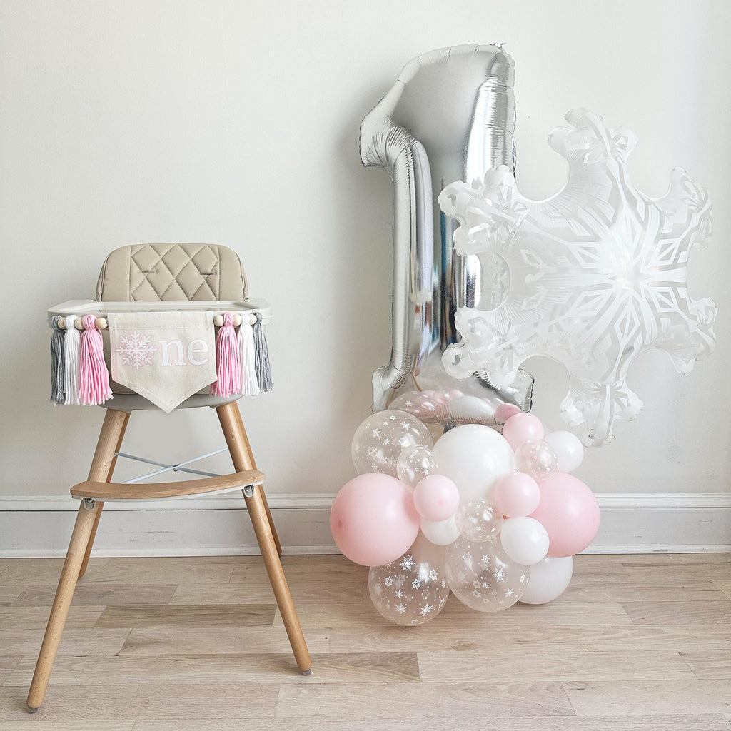 Winter Wonderland First Birthday Balloons | Snowflake Balloon Tower
