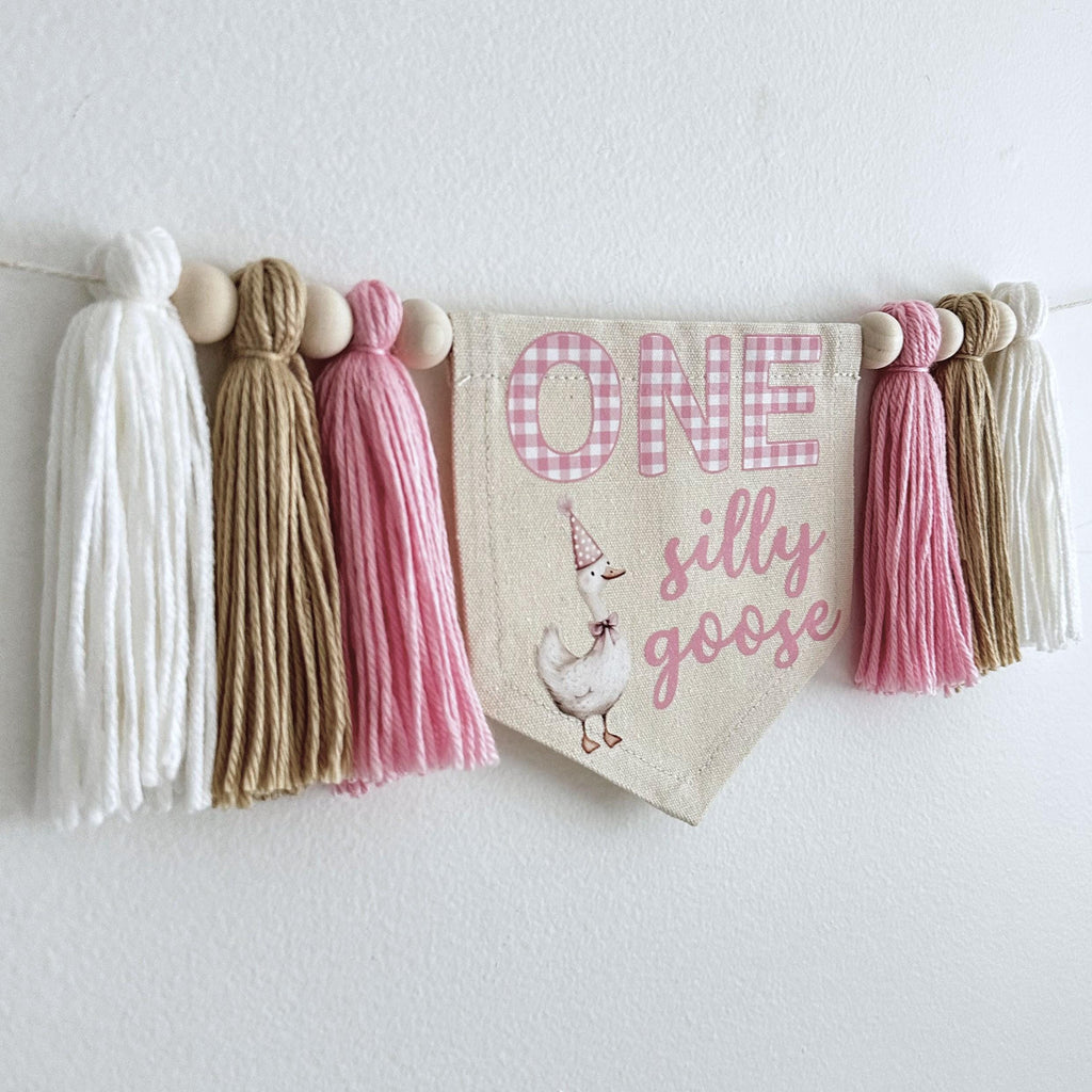 One Silly Goose Banner, First Birthday Decorations, Silly Goose Birthday, High Chair Banner, One Banner, Cake Smash Decorations
