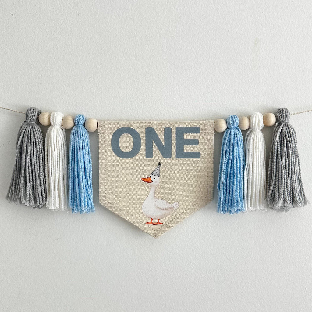One Silly Goose, First Birthday Decorations, Goose 1st Birthday, High Chair Banner, 1 Year Old Birthday, Party Theme for Kids