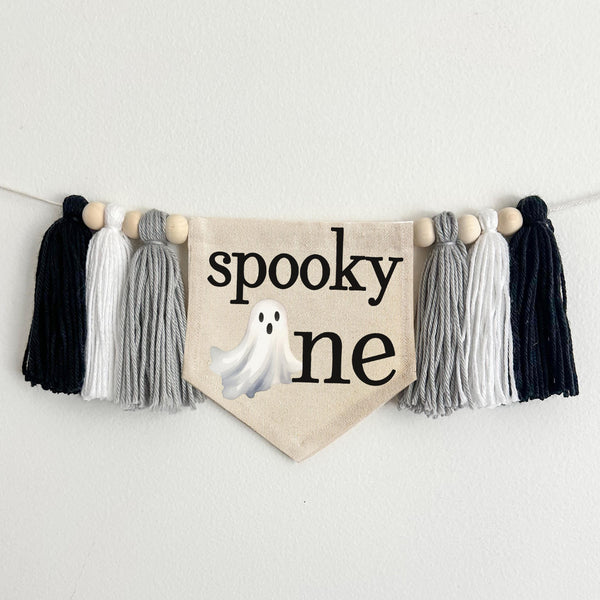 Spooky One Banner, First Birthday Decorations, Halloween Birthday Party, High Chair Banner, Baby First Birthday, Halloween Party Themes