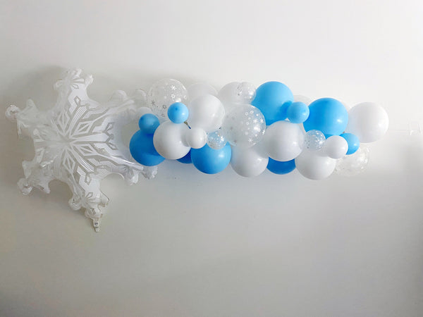 Blue & White Party Decor, Snowflake Balloon Garland, Winter Balloon Party Kit, Christmas Party Decorations, Balloon Backdrop COL184