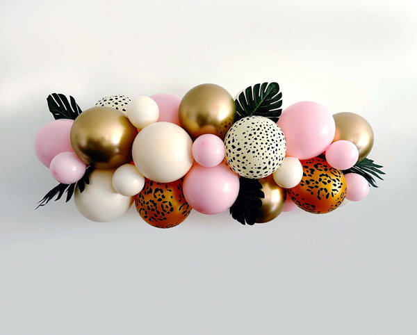Safari Party | Pink Safari Birthday | Girls Birthday Party | Pink Jungle Party | Animal Party Decor | Safari Decor | Birthday Party Balloons