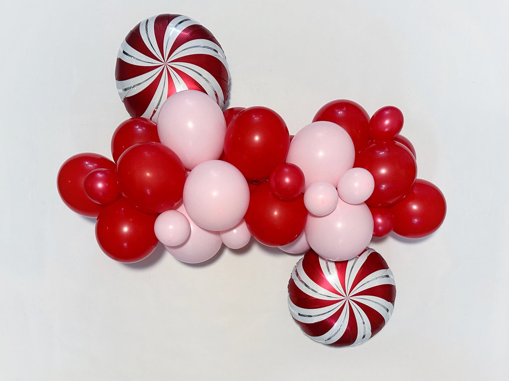 Christmas Decor | Holiday Party Decor | Cookie Exchange | Christmas Party Decorations | Holiday Decor | Christmas Balloons | Christmas Party