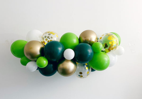 2nd Birthday Party Decorations, St. Patrick's Day Theme Party Kit, Shamrock Balloon, Two Lucky Banner, Green Balloon Garland, COL266