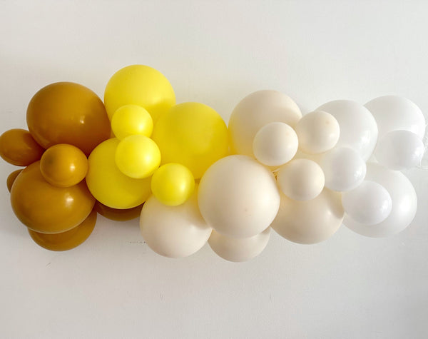 Ombre Yellow Balloon Garland, Balloon Party Kit, Yellow Party Decorations, Yellow Balloon Garland, Bumble Bee Party Decorations