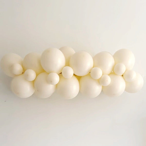 Off White Party Decor, Soft Neutral Balloon Garland, Balloon Party Kit, Cream Party Decorations, Neutral Balloon Backdrop